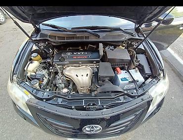 m rul: Toyota Camry sedan - Korpus: qara rəng, 4 qapı - Mühərrik: benzin, ön — 9