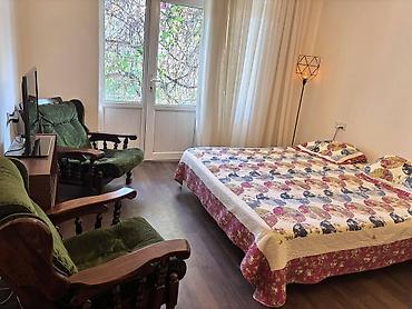 bakıda kiraye ev: İcarəyə verilir 2 otaqlı köhnə tikili 76 m², Nizami m. 650 AZN/ay 2 — 5