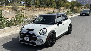 Mini: Mini Cooper S: 2017 г., 2 л, Кол менен иштөөчү, Бензин, Хетчбек — 1