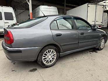 харизма: Mitsubishi Carisma: 2003 г., Седан — 5