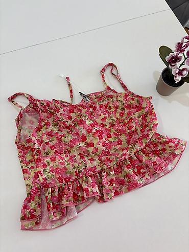 lil solid accessories: Ženski letnji top na bretele – cvetni print - Model: lagani top sa — 1