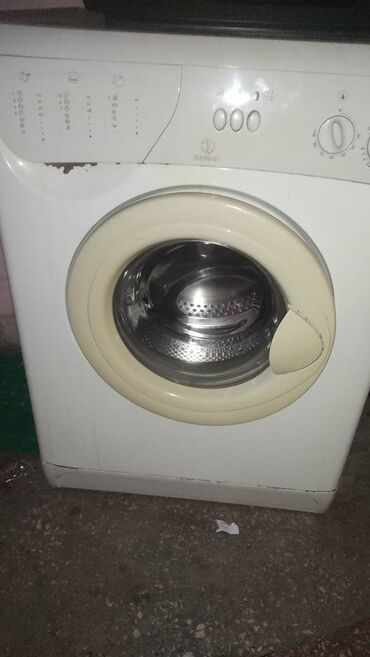 Paltaryuyan maşın Indesit, 5 kq, Təmirə ehtiyacı var, Avtomat, Qurutma var, Ünvandan götürmə