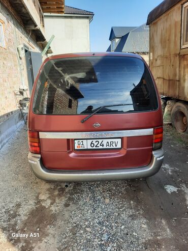 Nissan: Nissan Serena: 2000 г., 2 л, Механика, Бензин, Минивэн