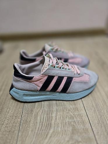 nike double face: Original Adidas Retropy E5 dobro ocuvane. Broj 38 ali je malo manji — 1