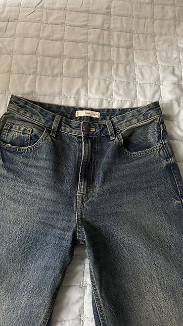 Брюки: Две пары джинсы прямого кроя от mango и bershka по 1000 с — 4