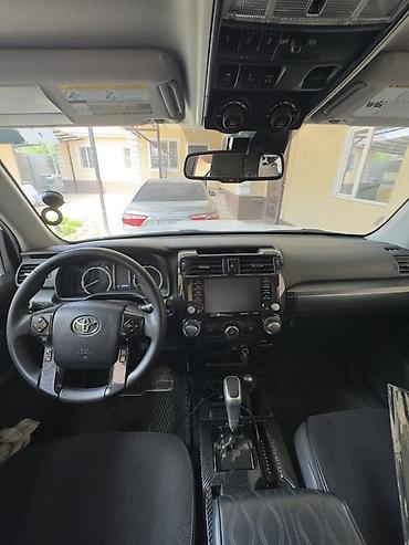 4runner: Toyota 4Runner: 2022 г., 4 л, Автомат, Бензин, Внедорожник — 5