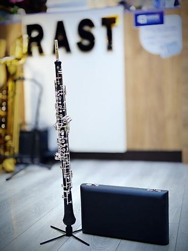 Qaboy Oboe Rast musiqi alətləri mağazalar şəbəkəsi 2 ünvanda yerləşir;