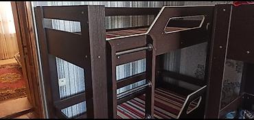 bunk bed: Двухъярусная детская кровать, Б/у, Натуральное дерево, цвет - Коричневый — 1