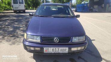 пасст б4: Volkswagen Passat: 1993 г., 1.8 л, Механика, Газ, Седан