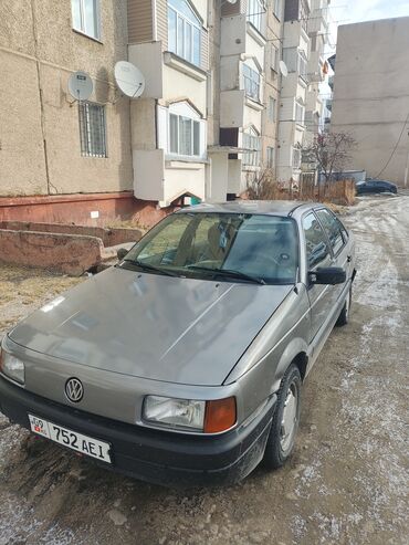 б5 пасат: Volkswagen Passat: 1988 г., 1.8 л, Механика, Бензин, Седан