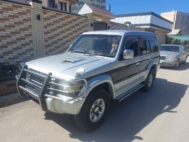 мицубиси джуниор: Mitsubishi Pajero: 1993 г., 2.8 л, Автомат, Дизель, Внедорожник