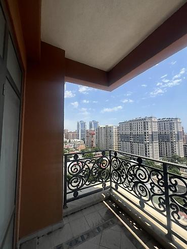 kredıtle evler: 4 otaqlı, Yeni tikili, 198 kv. m — 5