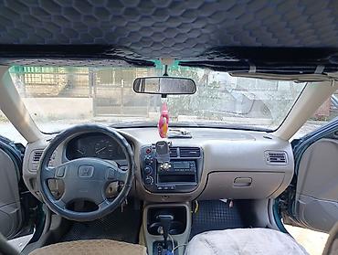 civik: Honda Civic: 1999 г., 1.8 л, Автомат, Бензин, Седан — 5