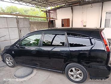 step vagon: Honda Stream: 2003 г., 1.7 л, Автомат, Минивэн — 3