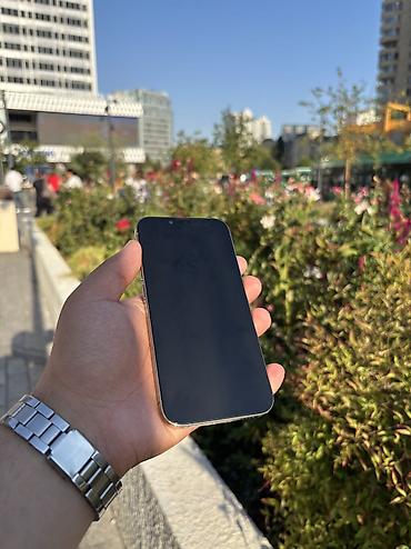 iphone 13 dubai: IPhone 13 Pro, 256 GB, Matte Gold — 2