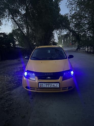 Chevrolet: Chevrolet Aveo: 2005 г., 1.2 л, Механика, Бензин, Хэтчбэк — 17