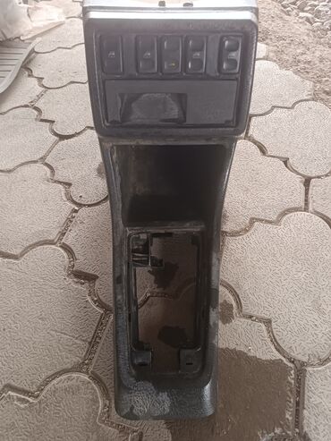 продаю бу двери бишкек: Эшик Арткы оң Volkswagen, Колдонулган, Оригинал