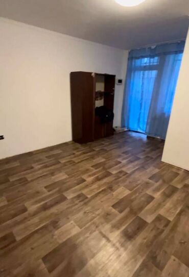 снять квартиру в частном доме: 1 комната, Агентство недвижимости, Без подселения, С мебелью частично