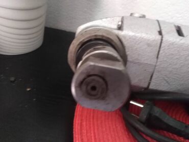 Makaze za metal: Bosch kao nova grickalica za lim do 3.5mm mašina je u fabričkom stanju — 12