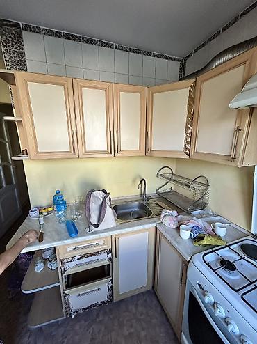 Прямые диваны: Прямой диван, Б/у — 7