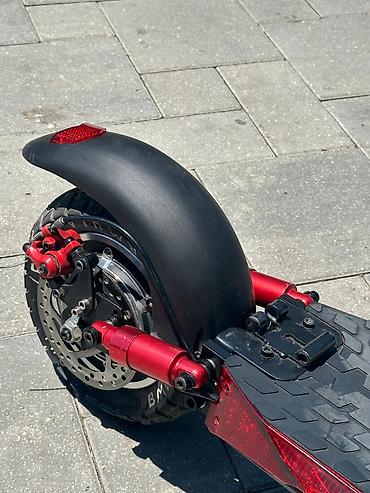 tvs 125: KUGOO M4 PRO Elektrik skuter – güclü və funksional şəhər nəqliyyatı — 8