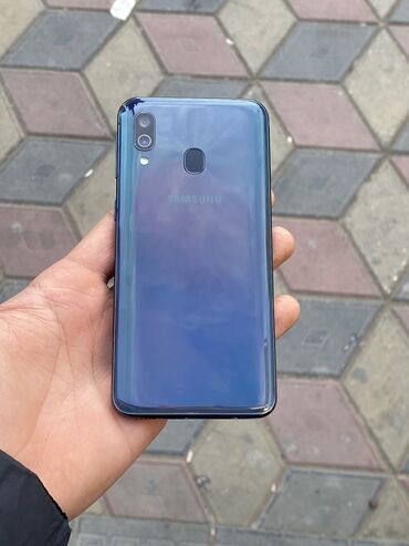 Samsung: Samsung Galaxy A40, 64 GB