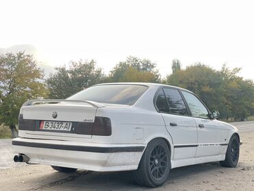 BMW: BMW 525: 1990 г., 2.5 л, Механика, Бензин