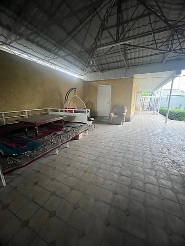 Продажа коттеджей и домов: Срочно продаётся просторный дом!❗️❗️❗️ Дом расположен в Покровке( г — 14