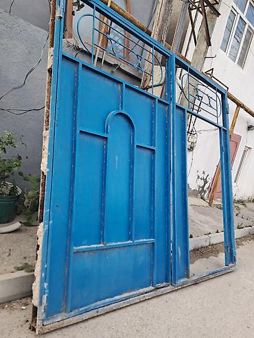 Həyət darvazaları: Salam isdemis darvazadl tecili satllr qiymeti 300 manat qiymetde — 2