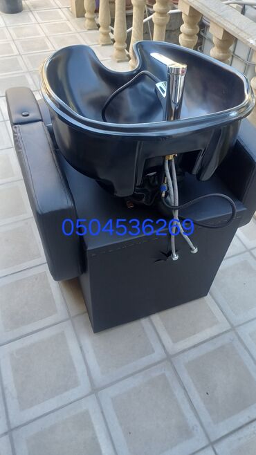 Salon, tibbi mebel dəsti: Gözəllik salonu üçün mebel dəsti Tərkib: - Saç yuma stolu: qara — 4