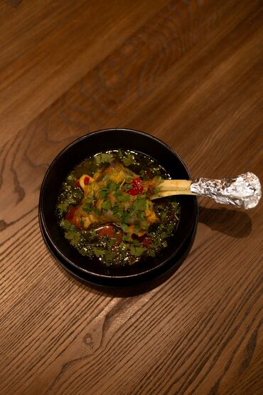 Sifarişlə hazır yeməklər: Salam mən iş axtarıram 15ildən artıq iş təcrübəm var marağlananlar — 1