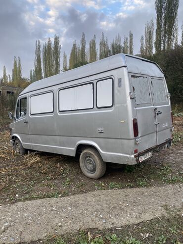 спринтер грузопассажир: Mercedes-Benz T1: 1990 г., 2.9 л, Механика, Дизель, Бус