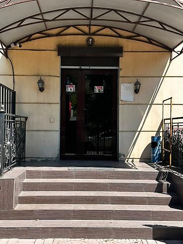 фатьянова: Аренда офисов, 270 м², В жилом комплексе, С отдельным входом, С системой безопасности, С юридическим адресом — 1