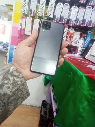 samsung j2 prime: Samsung Galaxy A12, 32 GB, rəng - Qara, İki sim kartlı