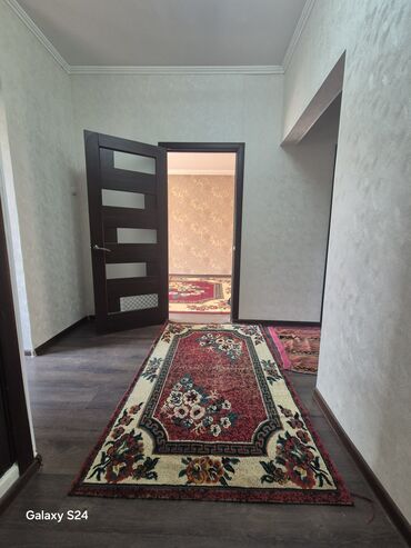 квартира аренда на месяц: 2 бөлмө, Менчик ээси, Чогуу жашоосу жок, Жарым -жартылай эмереги бар