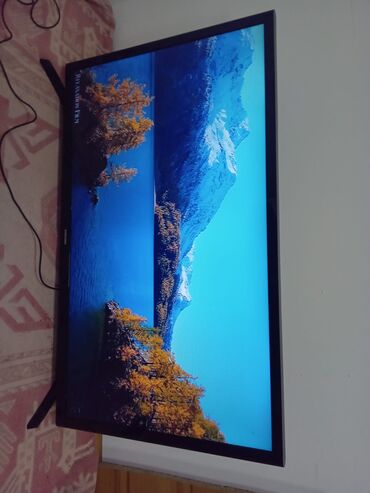 24 ekran smart tv: 230manat işdəy vəziyetdedi smart tv ayağlari var 82 ekran pult var