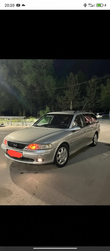 Opel: Opel Vectra: 2001 г., 1.8 л, Механика, Бензин, Универсал — 1