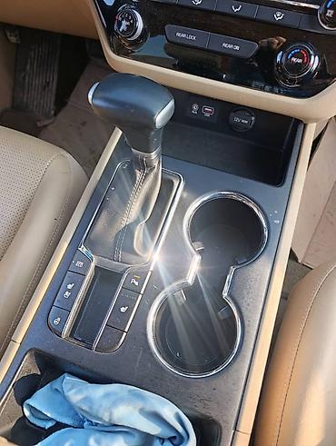 Kia: Kia Carnival: 2020 г., 2.2 л, Автомат, Дизель, Универсал — 13