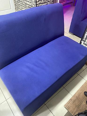 PS4 (Sony Playstation 4): PS 3- 3 ədəd PS 4- 2 ədəd Televizor 109 Led- 5 ədəd Tv üçün kraşteyn- — 10