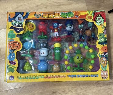 подвижные фигурки: Большой набор фигурок Зомби против растений Plants vs. Zombies в