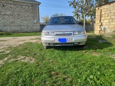 matasklet satisi: Model: LADA 2110 (sedan) Rəng: gümüşü Kuzov: 4 qapı, sedan Sükan