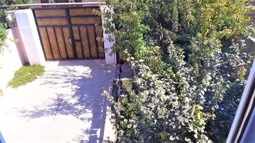 Həyət evləri və villaların satışı: 3 otaqlı, 112 kv. m, Orta təmir — 15