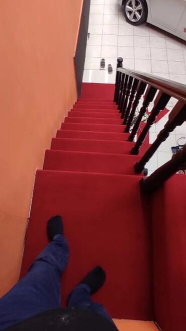 Digər döşəmə materialları: Xalçası, kovrolin və vinil/linoleum örtükləri - Pilləkənlər üçün — 66