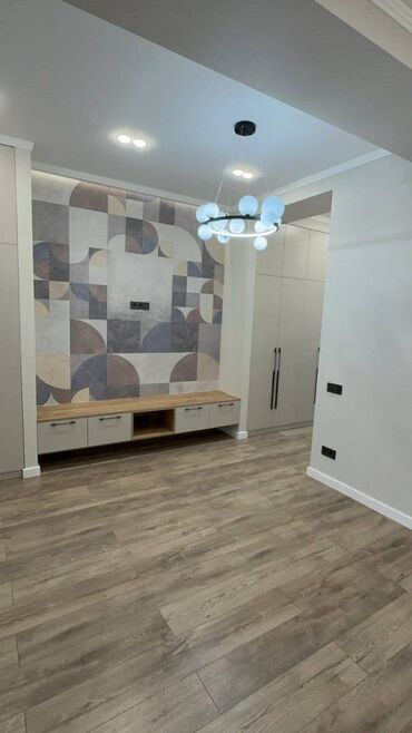 или меняю с доплатой мне: 2 комнаты, 50 м², Элитка, 5 этаж, Евроремонт