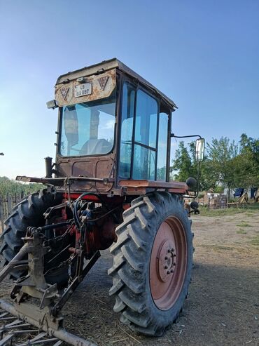 t28 tractor: Traktorlar