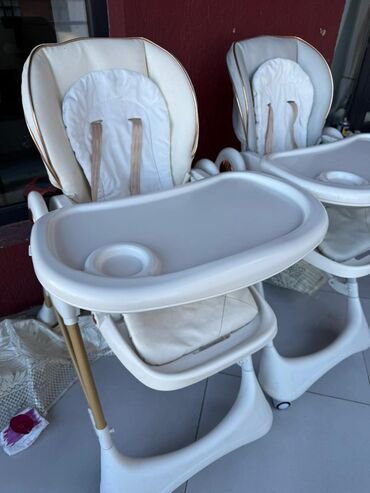 Gəzinti arabaları: Dilek….Kidilo masa satilir 60 azn. Yaxsi veziyyetdedir. Funksiyalidir