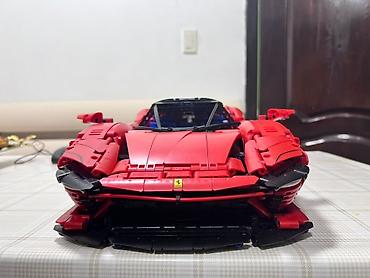 Ferrari: Конструктор‑автомобиль Ferrari (серия Technic/совместимые детали) Лего — 4