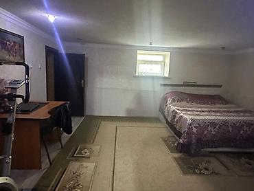 Продажа коттеджей и домов: Продается частный дом с ухоженным двором и светлой верандой-зимним — 9