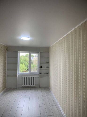 Продажа квартир: 3 комнаты, 58 м², 104 серия, 4 этаж, Евроремонт