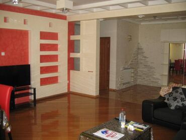 Uzunmüddətli kirayə mənzillər: 28may 8 noyabr metrosunun çıxışında Tibb universitetinə yaxın 17 — 21